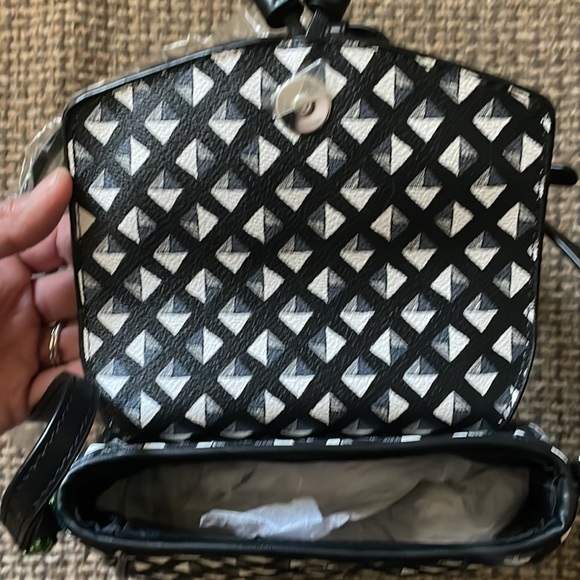 NWT Vera Bradley crossbody purse - Picture 7 of 8